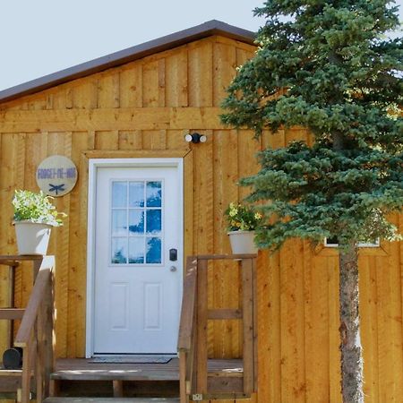 Arctic Dragonfly Inn Хийли Екстериор снимка